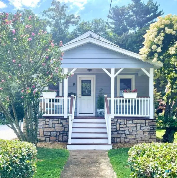 9 Melrose Avenue, Norwalk, CT 06855