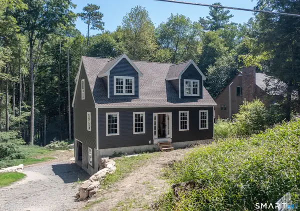 61 Red Cedar Road, Woodstock, CT 06282