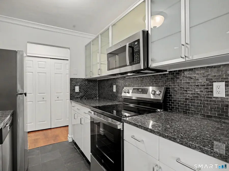 180 Glenbrook Road #9, Stamford, CT 06902 - #3