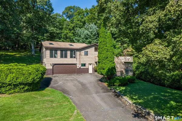 1 Hayestown Heights, Danbury, CT 06811