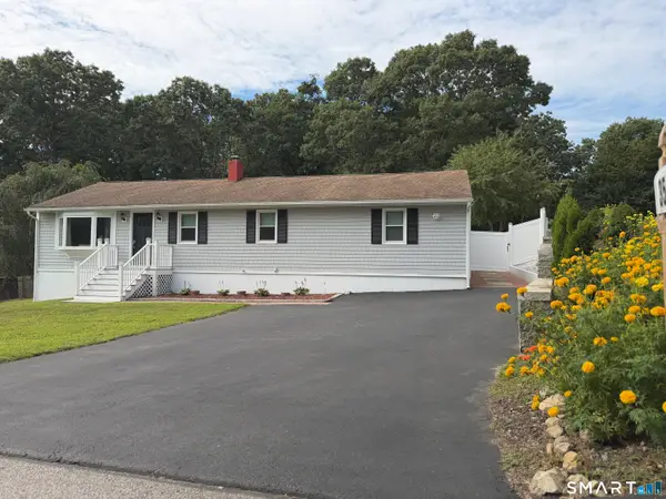 29 Blueberry Hill Road, Groton, CT 06340