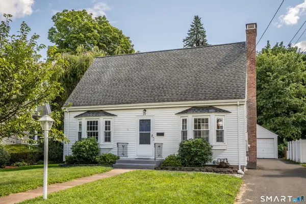 24 Colonial Street, West Hartford, CT 06110