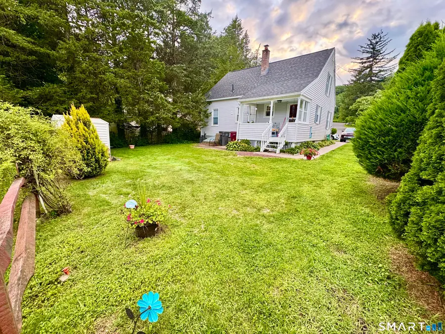 24 Russell Street, Naugatuck, CT 06770 - #3