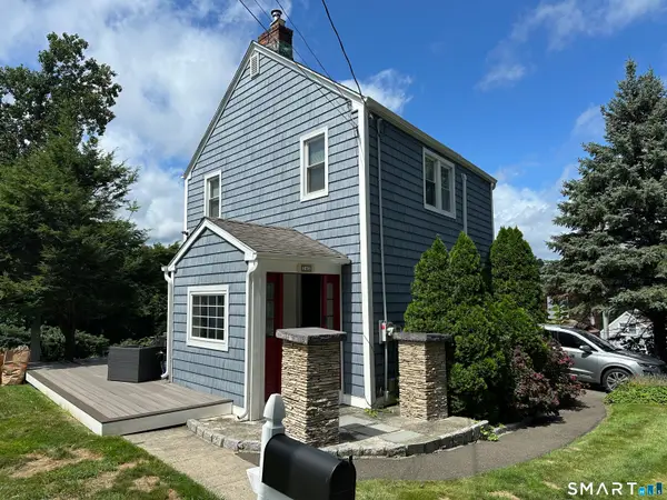 383 Fiske Avenue, Bridgeport, CT 06606