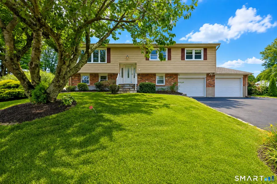 86 Honey Pot Road, West Haven, CT 06516 - #2