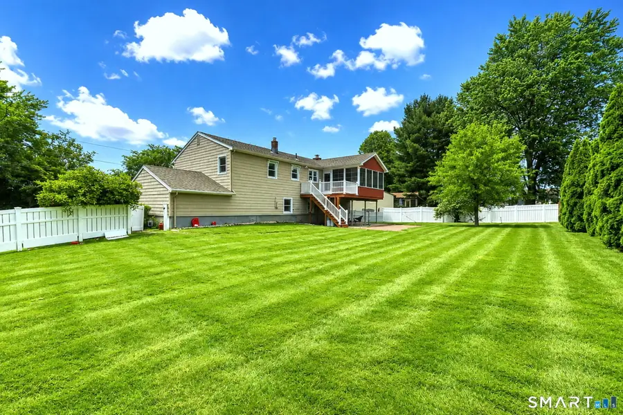 86 Honey Pot Road, West Haven, CT 06516 - #3
