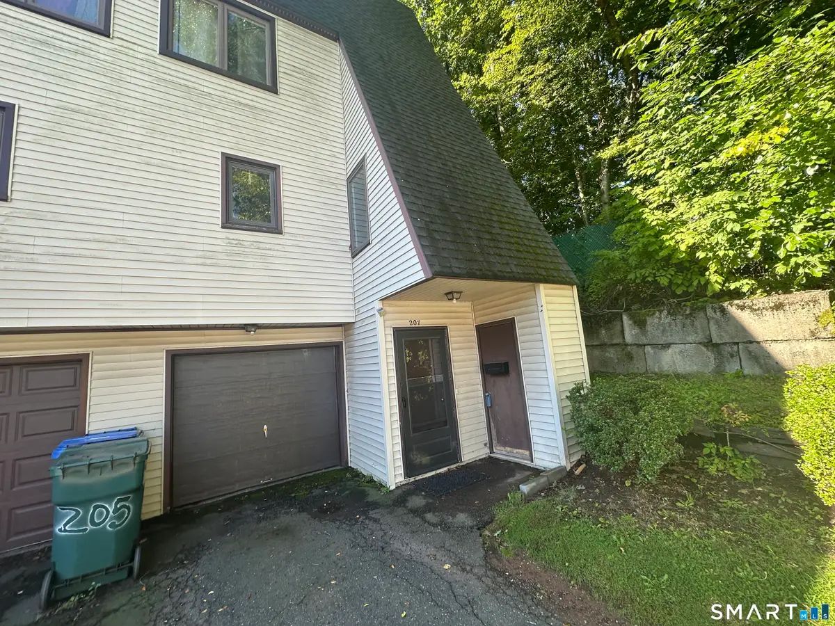 207 High Top Circle West #207, Hamden, CT 06514 - #1