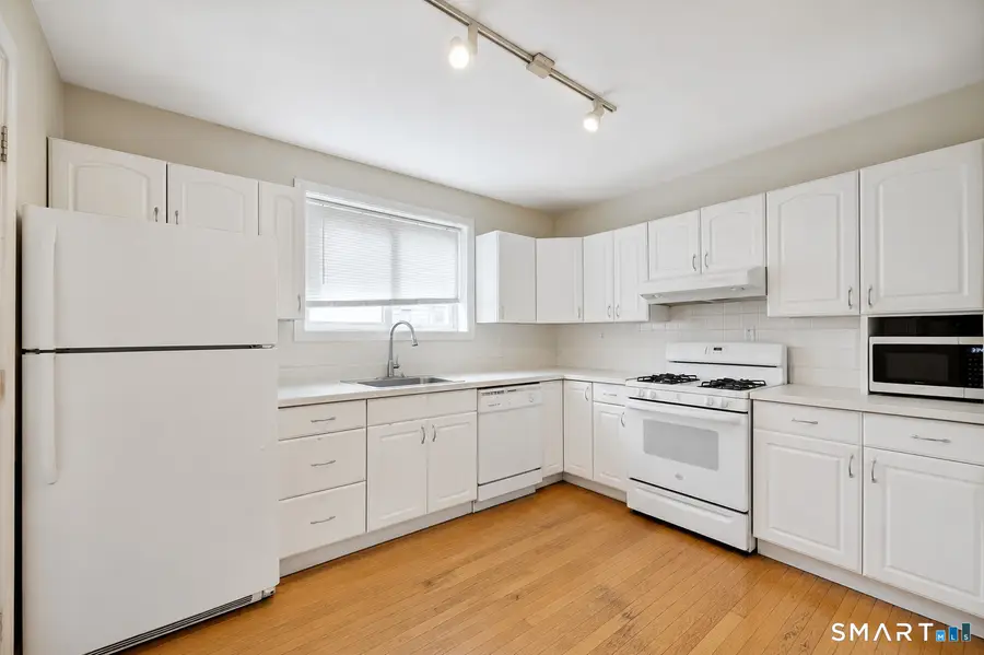 114 Pine Hill Avenue, Stamford, CT 06906 - #3