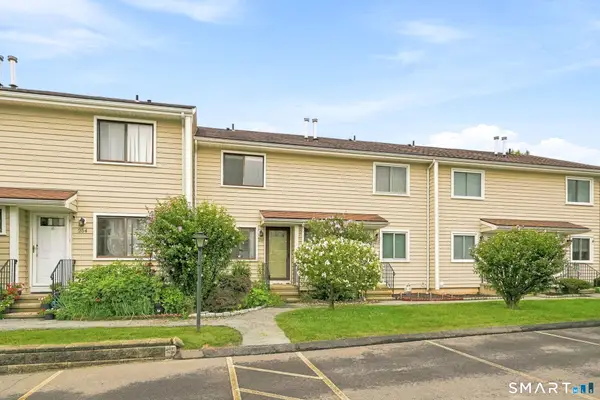 255 Monticello Drive #255, Branford, CT 06405