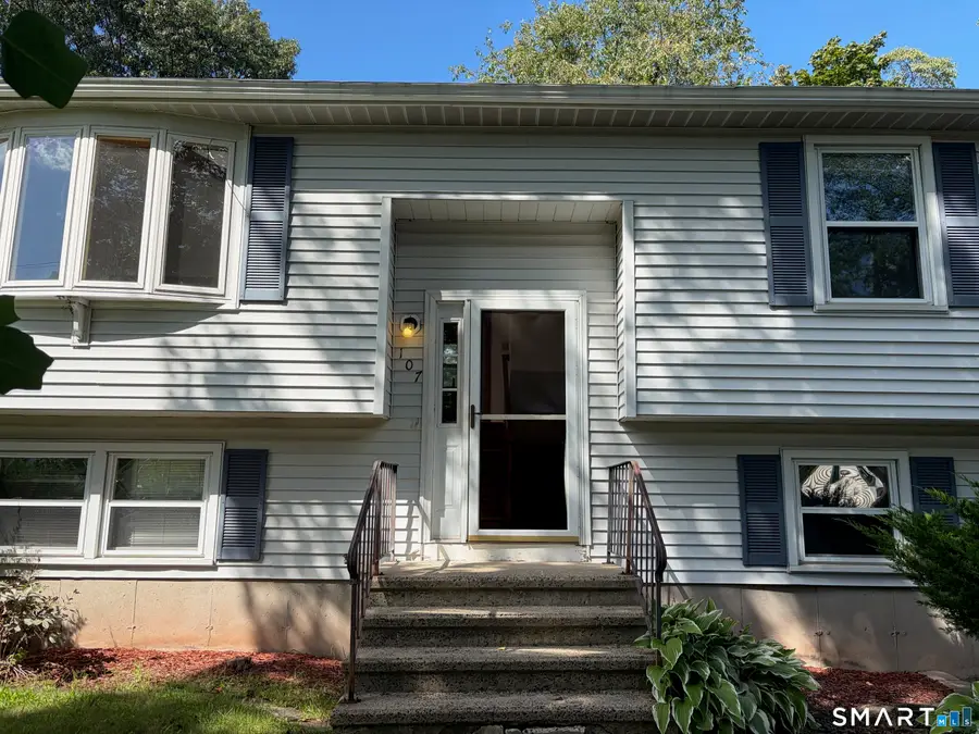 107 Tanglewood Drive, Hamden, CT 06518 - #3