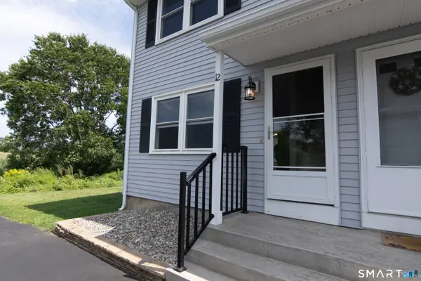 12 Fawn Ridge #12, Woodstock, CT 06281