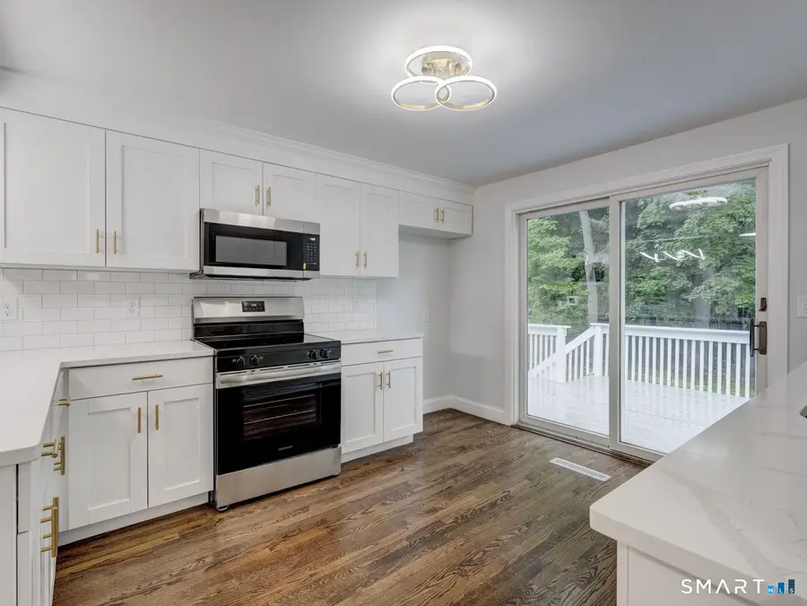 11 Cheshire Road, Prospect, CT 06712 - #2