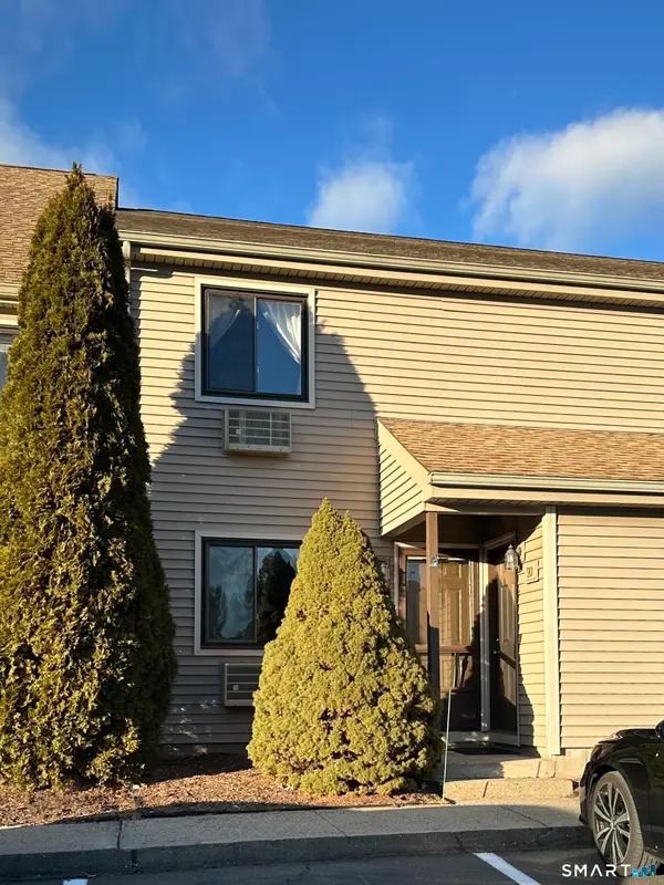 371 Emmett Street #19, Bristol, CT 06010