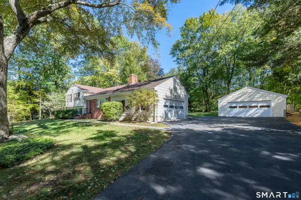 325 Den Road, Stamford, CT 06903