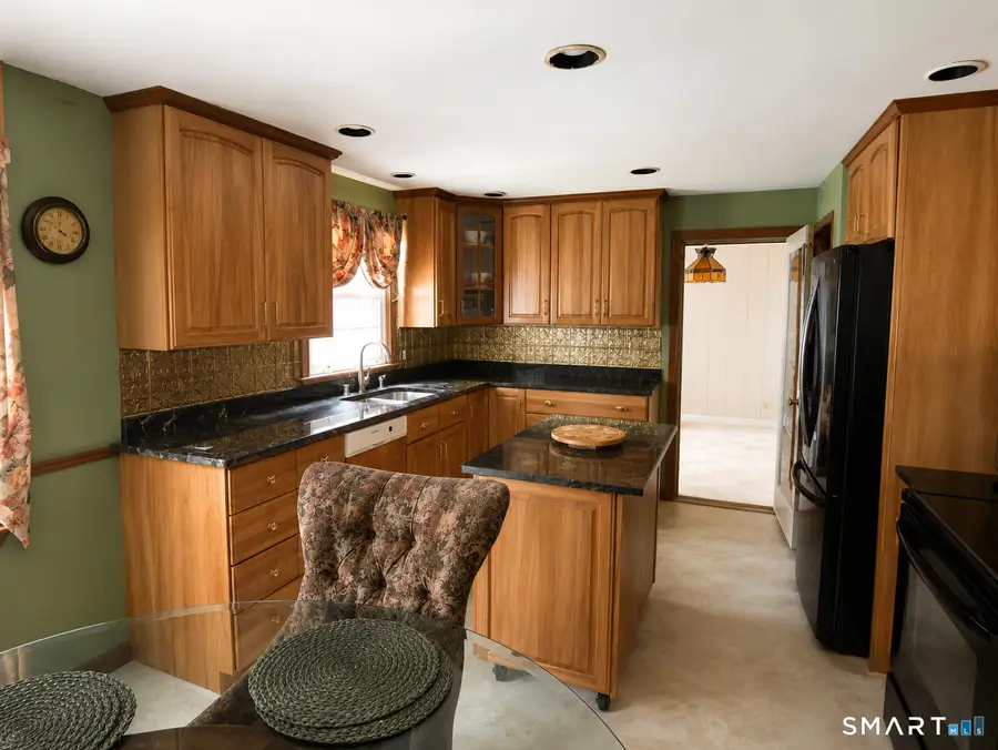 20 Silver Lane, Enfield, CT 06082 - #3