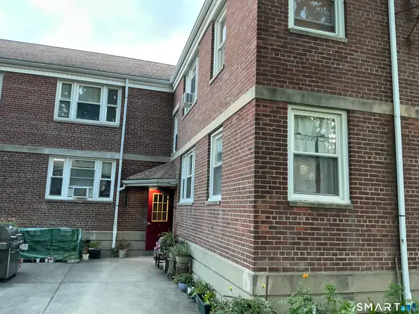 340 North Bishop, Bld 95 Avenue #28, Bridgeport, CT 06610