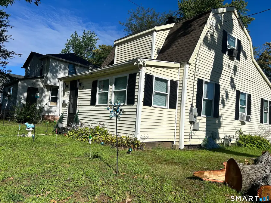 2 Simpson Street, Hartford, CT 06112 - #2