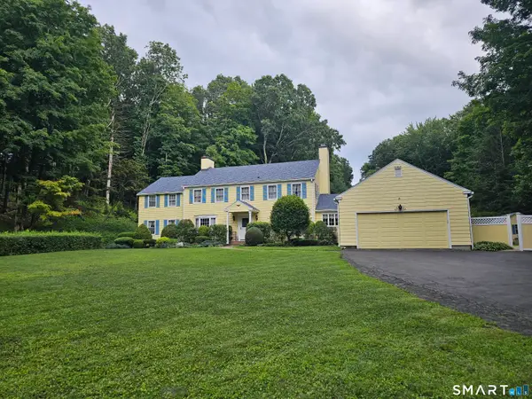 90 Sage Road, Woodbury, CT 06798