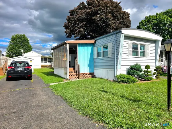 30 Arawak Drive, East Hartford, CT 06118