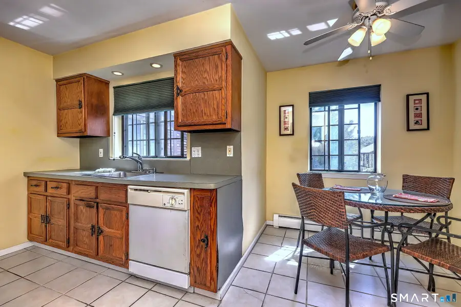 330 Foxwood Lane #330, Milford, CT 06461 - #3