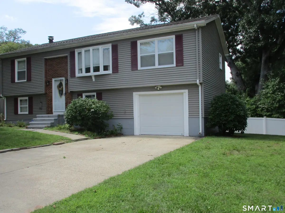 2 Timberland Drive, West Haven, CT 06516 - #1