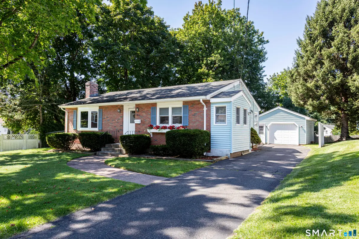 16 Philip Road, Manchester, CT 06040 - #1