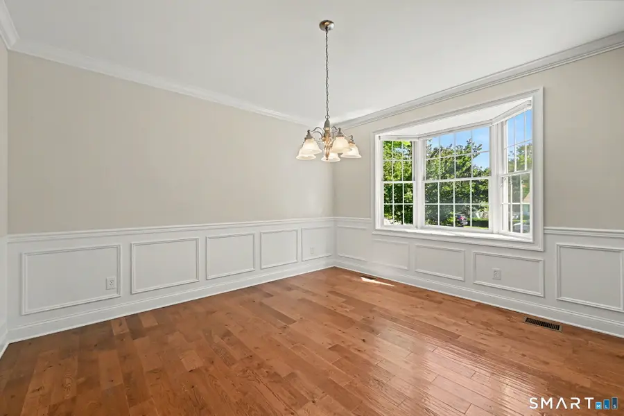 7 Hessian Drive, Ridgefield, CT 06877 - #3