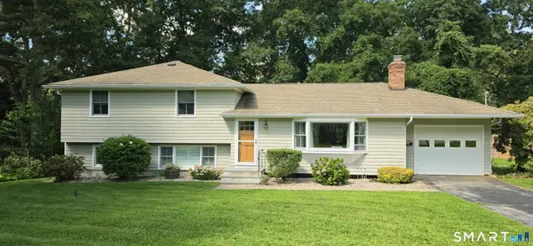 261 Ridgewood Drive, Groton, CT 06355