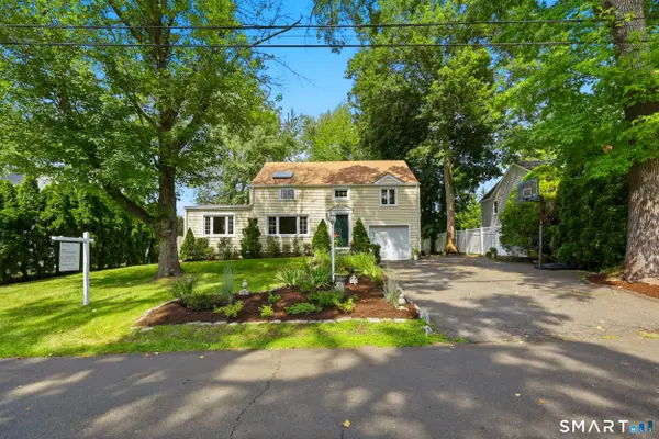 29 Lynn Court, Darien, CT 06820