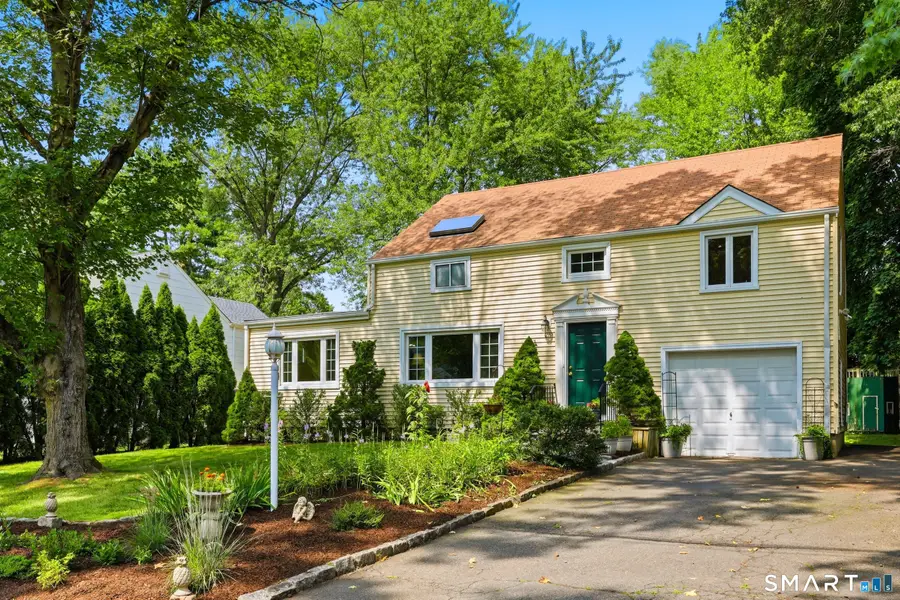 29 Lynn Court, Darien, CT 06820 - #2