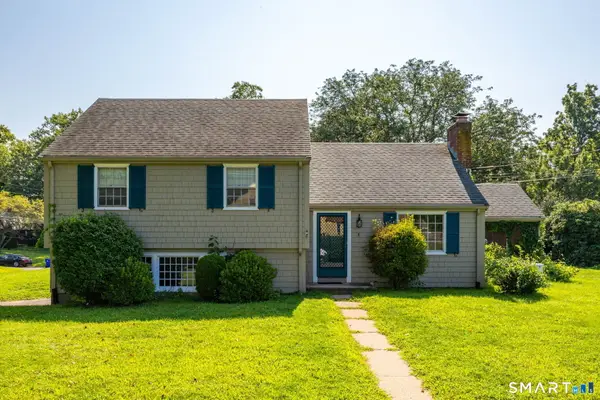 8 Old Pewter Lane, Wethersfield, CT 06109