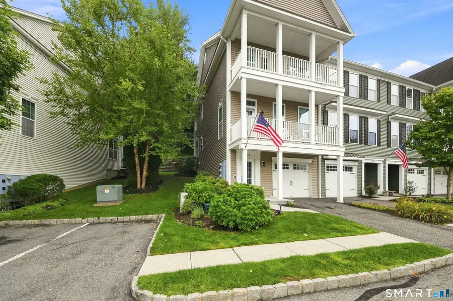 44 Warrington Round Street #44, Danbury, CT 06810 - #3