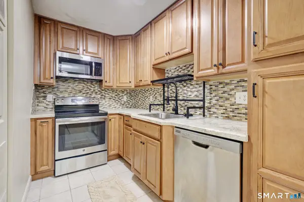 193 Oakland Street #B, Manchester, CT 06042