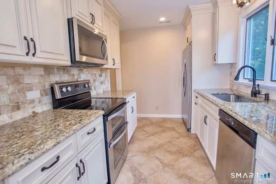164 New Norwalk Road, New Canaan, CT 06840 - #2