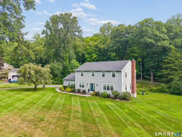 11 Autumn Drive, Danbury, CT 06811