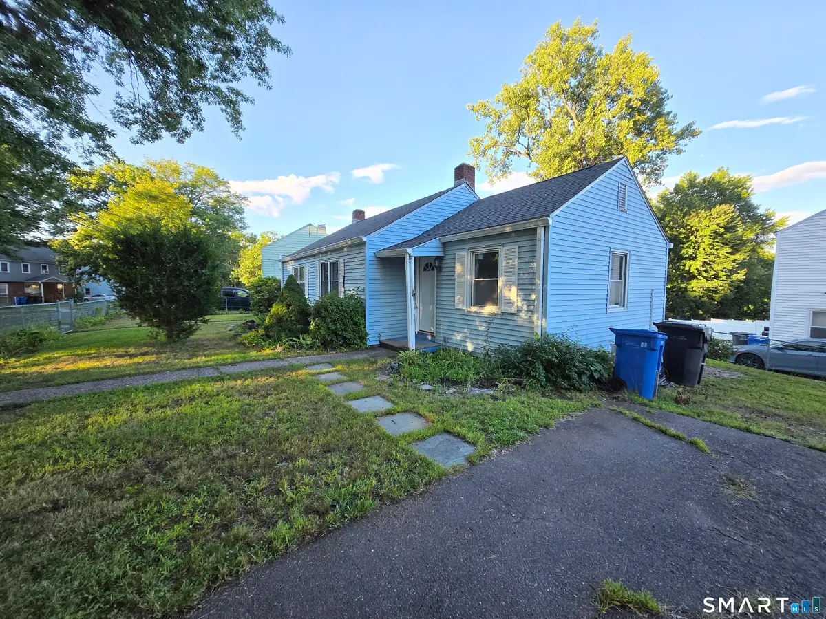 6-8 Lebanon Street, Hartford, CT 06112 - #1