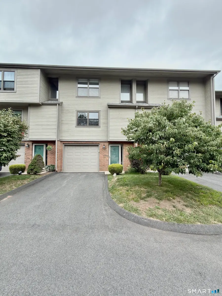 243 Metacomet Drive #243, Meriden, CT 06450 - #2