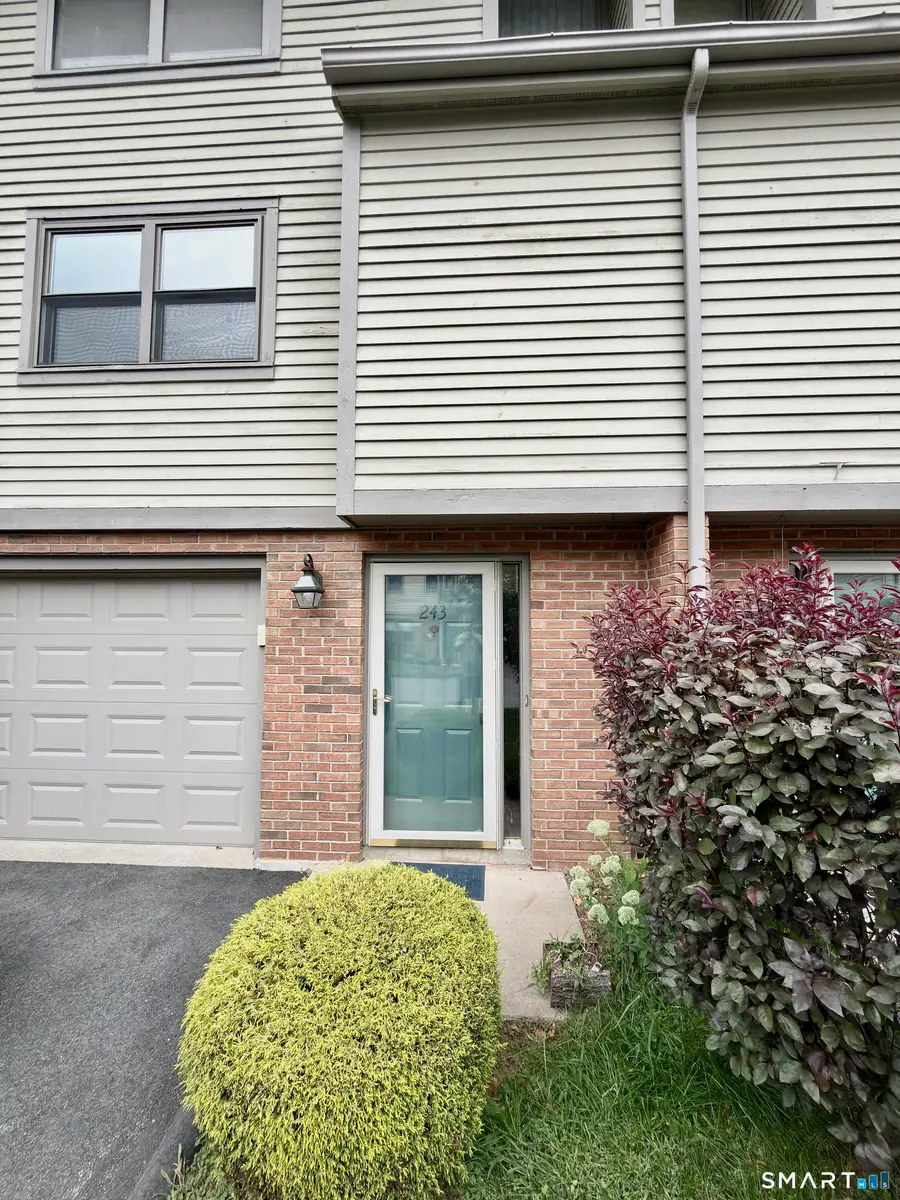 243 Metacomet Drive #243, Meriden, CT 06450 - #3