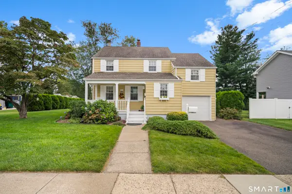 37 Sunflower Avenue, Stratford, CT 06614
