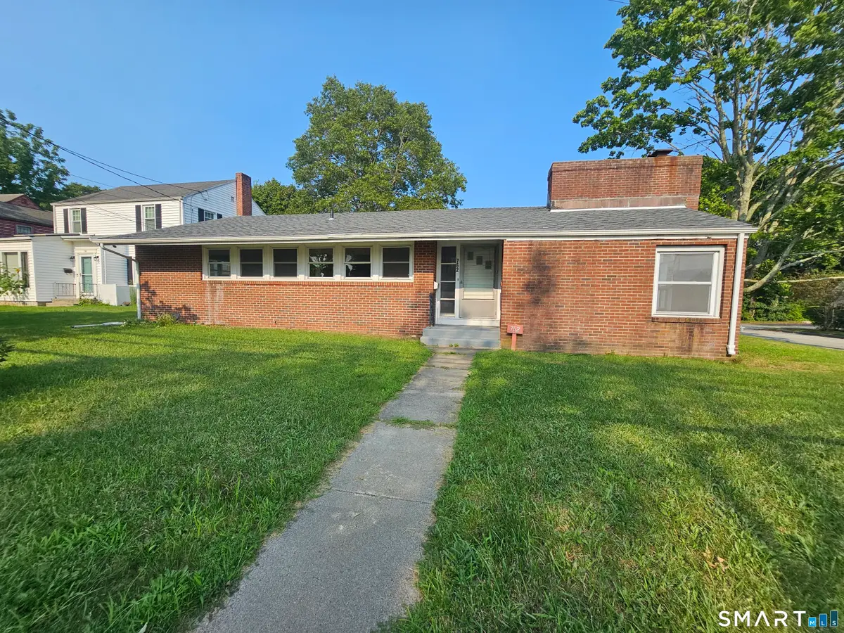 762 Ocean Avenue, New London, CT 06320 - #1
