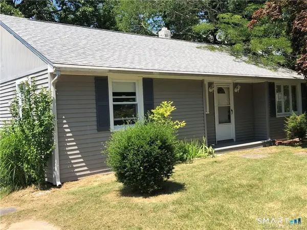 16 Pattagansett Drive, East Lyme, CT 06333