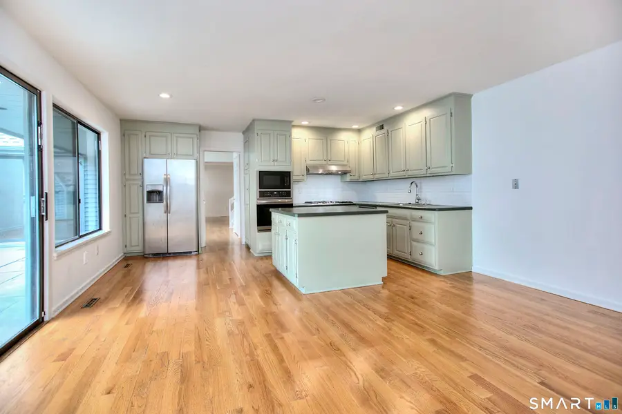 124 Harvest Commons #124, Westport, CT 06880 - #3