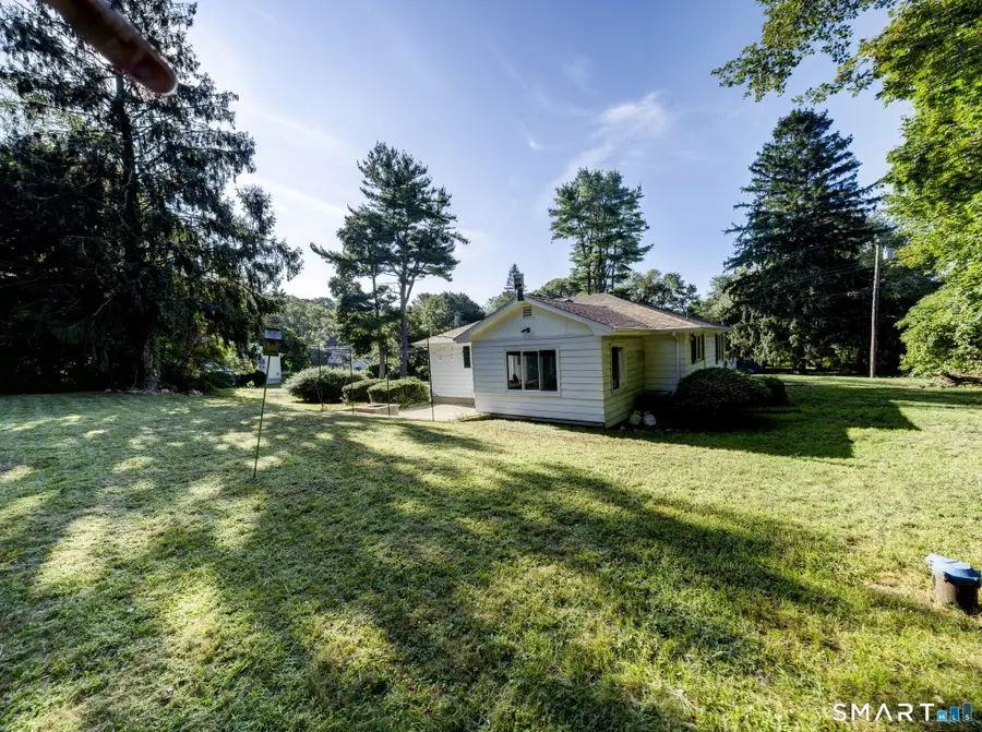 6 Whalehead Drive, Gales Ferry, CT 06335 - #3