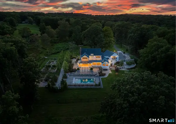 4 Sunrise Lane, Bridgewater, CT 06752