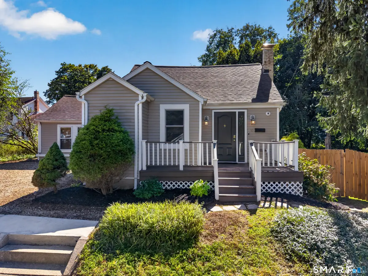 10 Glezen Street, Norwich, CT 06360 - #1
