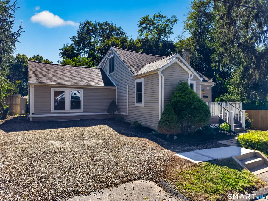 10 Glezen Street, Norwich, CT 06360 - #3