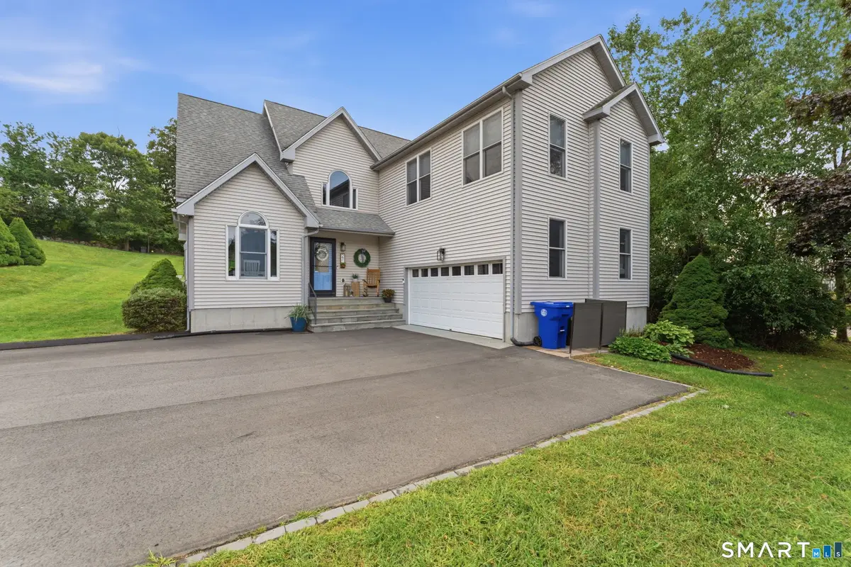 27 Giovanni Drive, Waterford, CT 06385 - #1