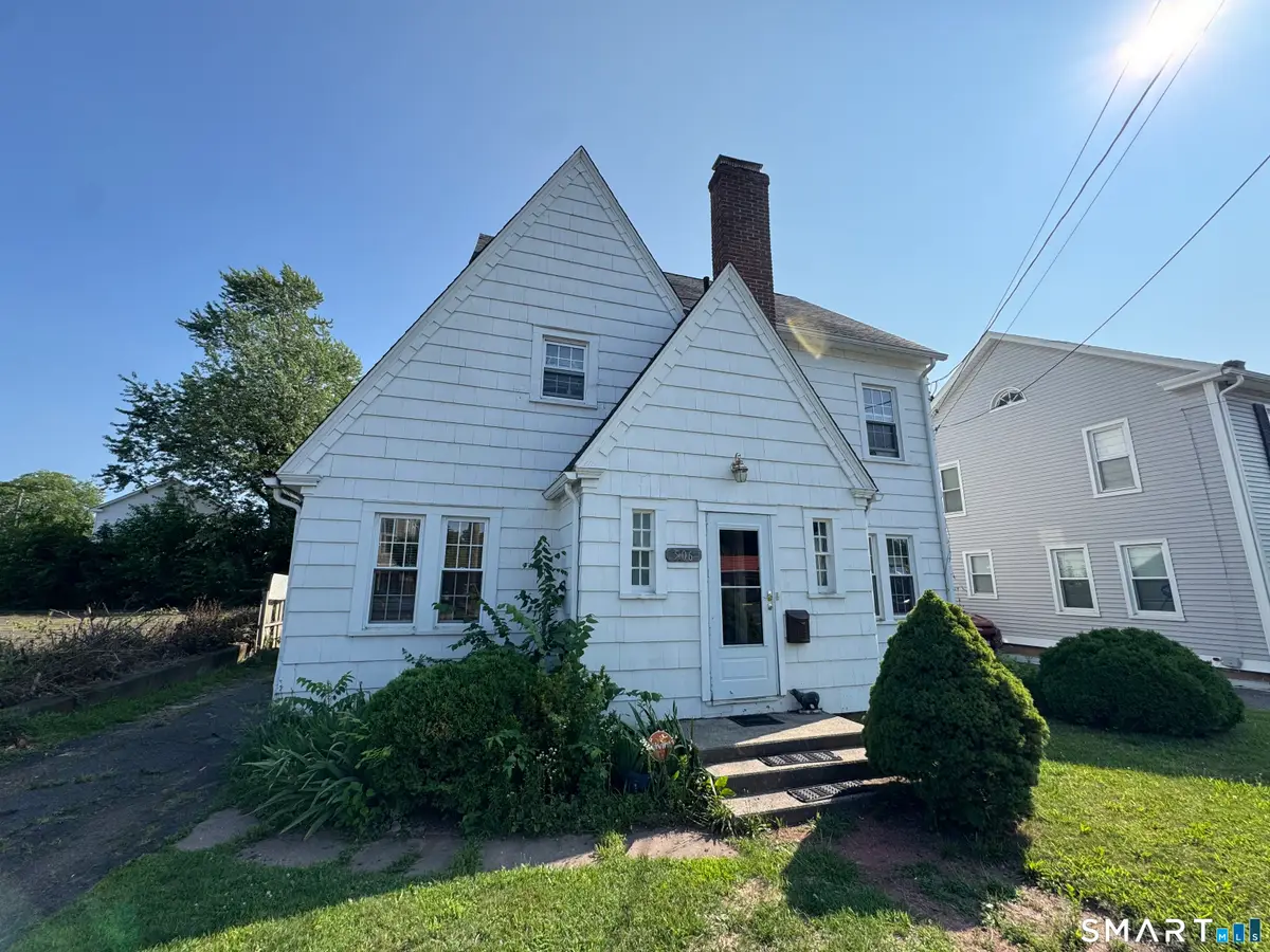 506 Center Street, Manchester, CT 06040 - #1