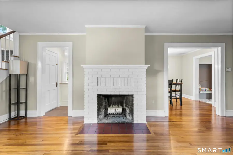 16 Lindsey Avenue, Stamford, CT 06905 - #3