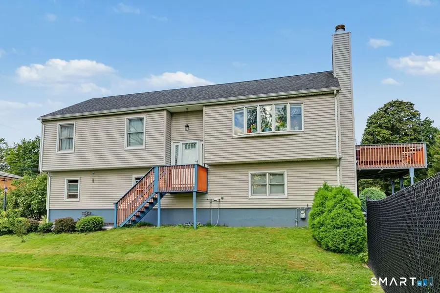 914 Longbrook Avenue, Stratford, CT 06614 - #3